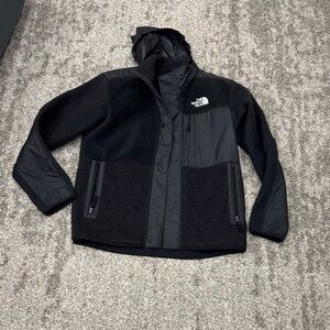 The North Face Boys Black Performance Jacket